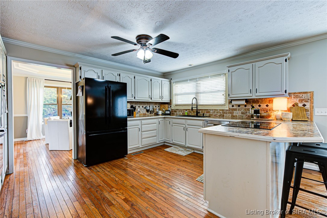 1625 Old State Road Property Photo 11
