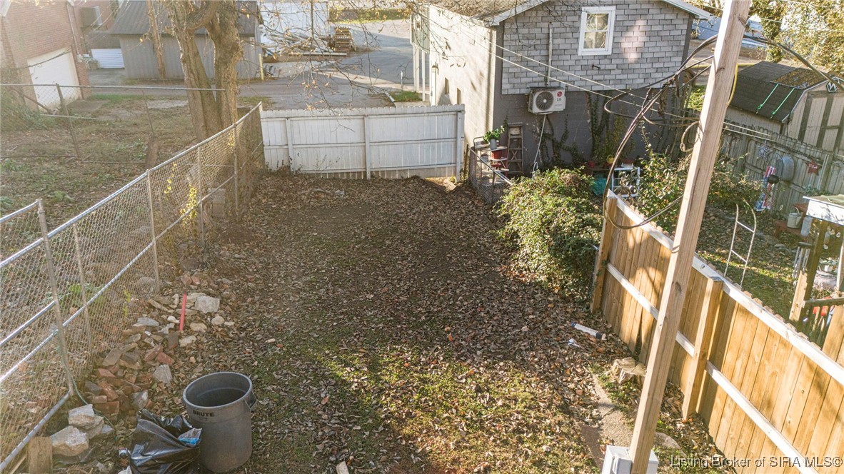 707 Walnut Street Property Photo 4