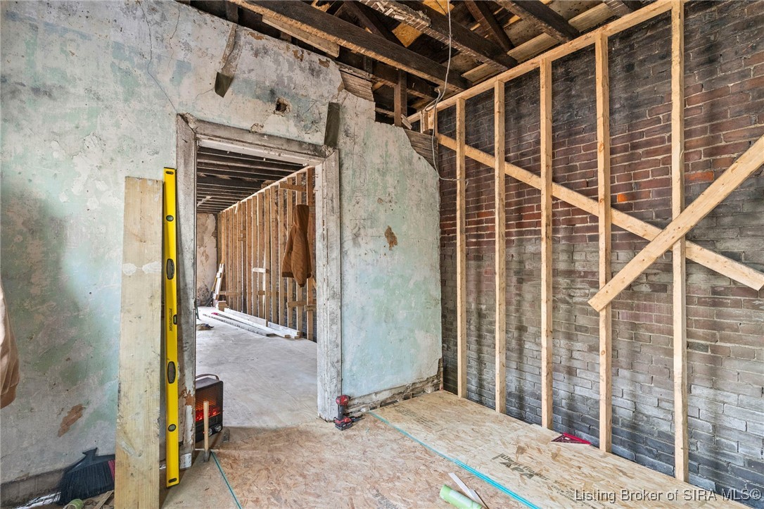 707 Walnut Street Property Photo 12