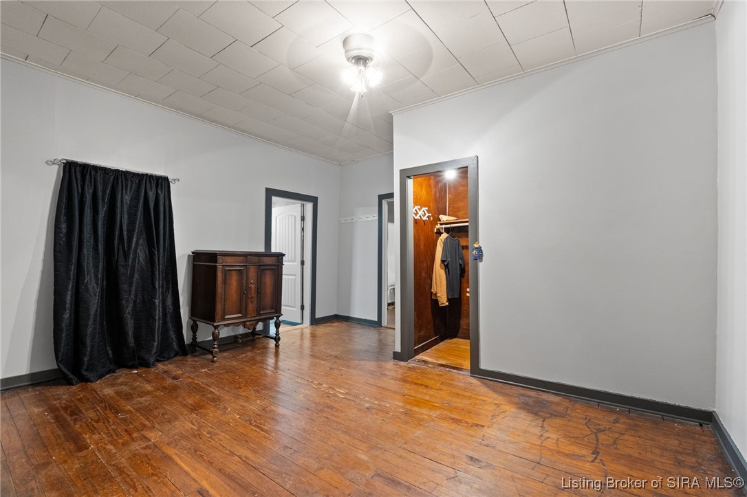 410 S Main St Property Photo 10