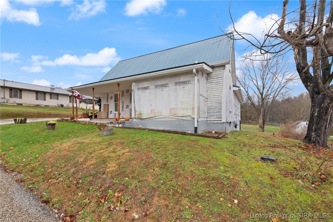 410 S Main St Property Photo 46