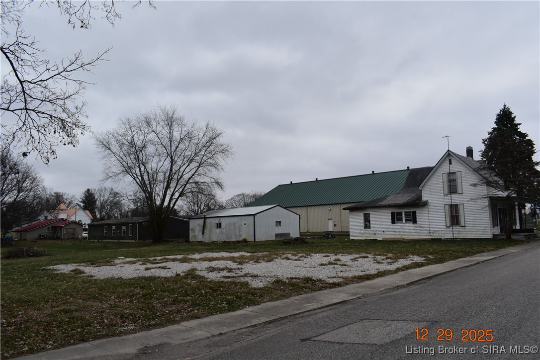 28 E Vine Street Property Photo 6
