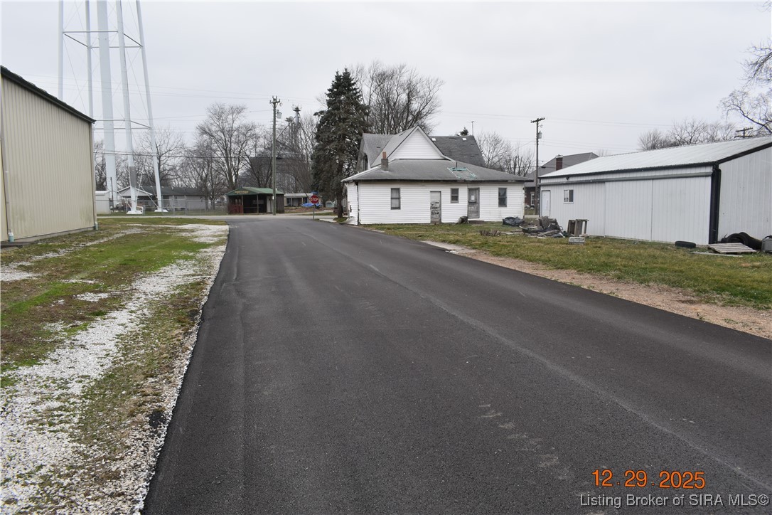 28 E Vine Street Property Photo 8
