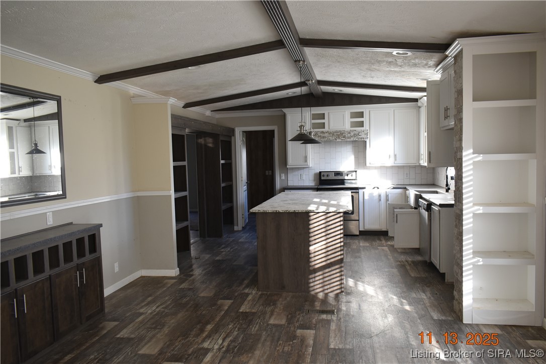 28 E Vine Street Property Photo 17