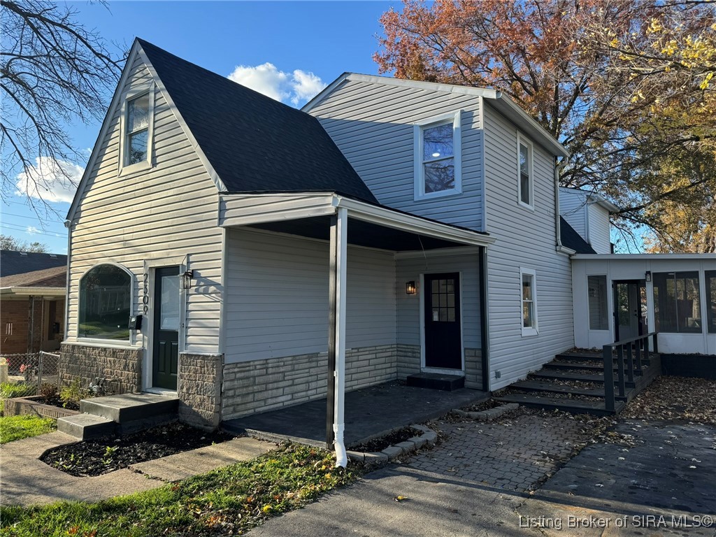 2309 Mclean Avenue Property Photo 1