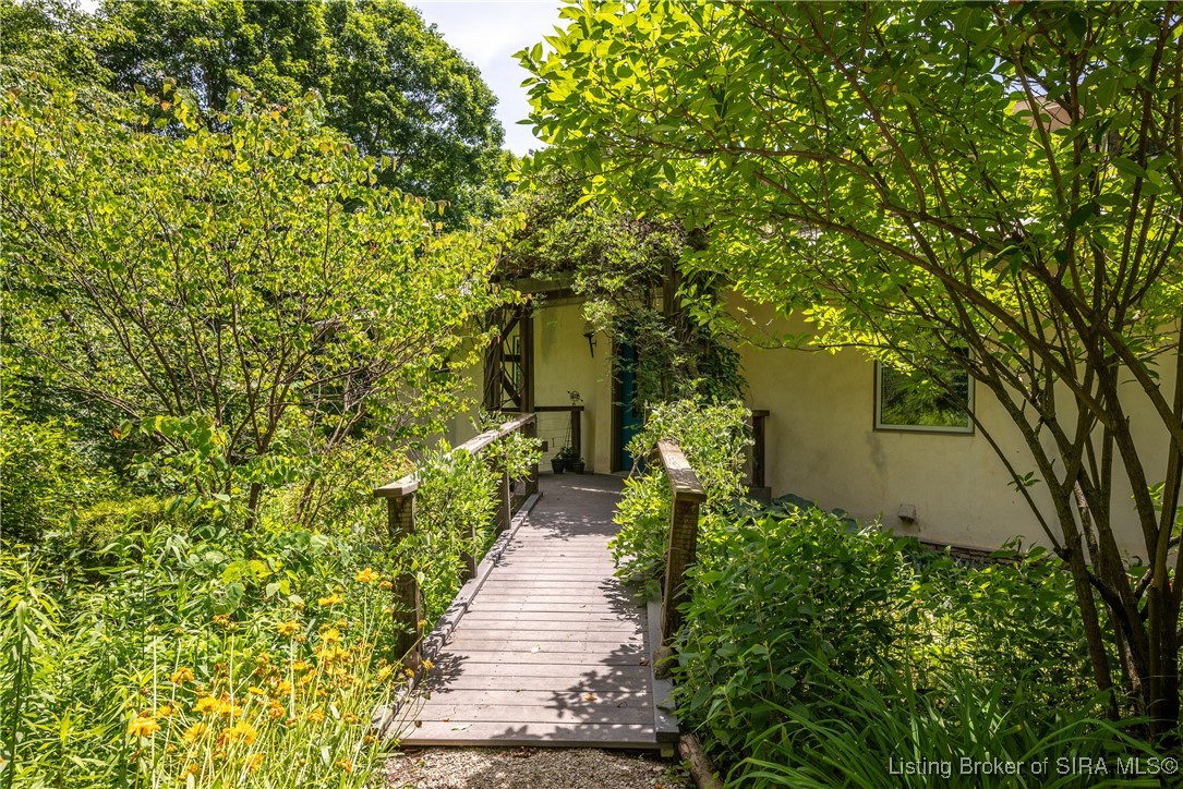 7178 S Flatwood Road Property Photo 4