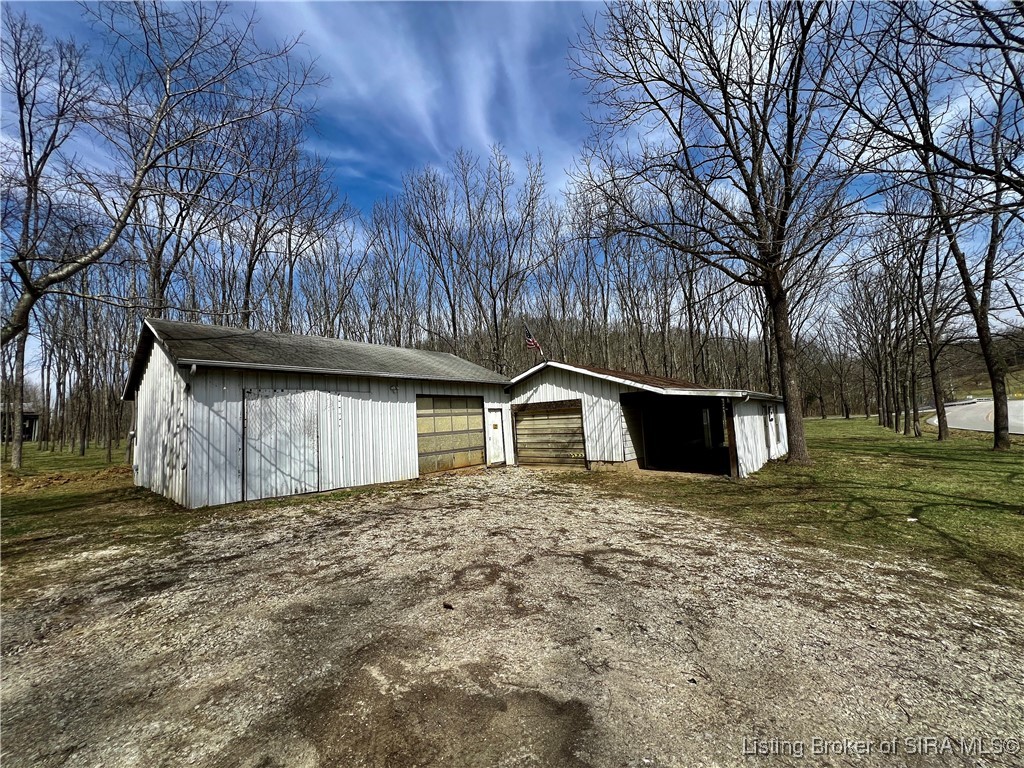 1921 E Sr 250 Property Photo 29