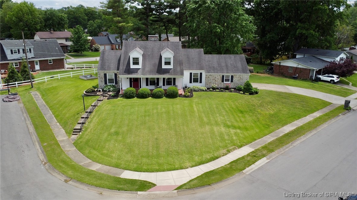 930 Castlewood Drive Property Photo 1