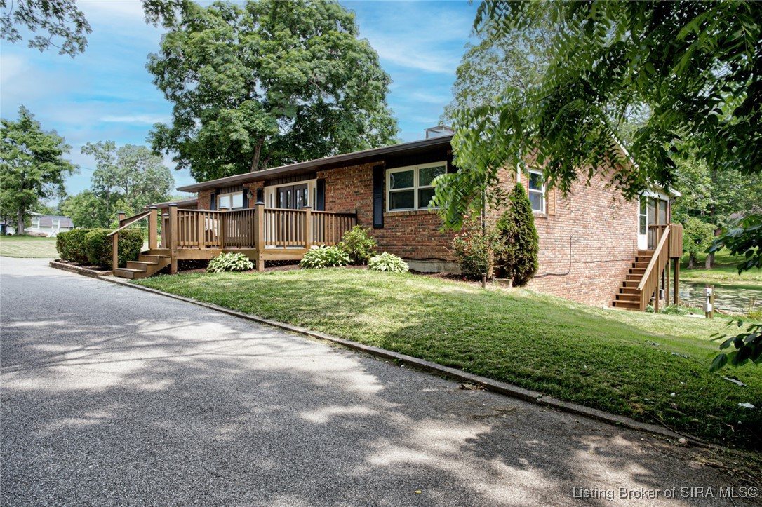 8570 Lakewood Drive Property Photo 1