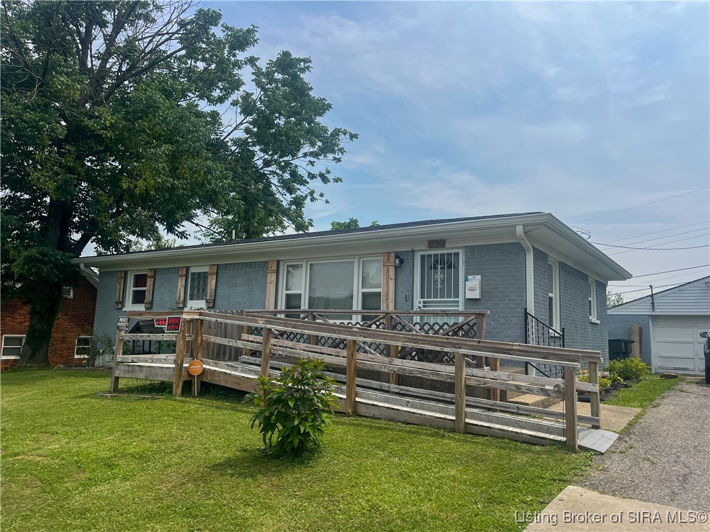 230 Maevi Dr Property Photo 1