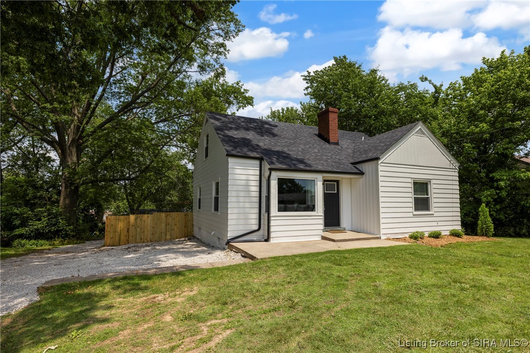 605 E Daisy Lane Property Photo 1