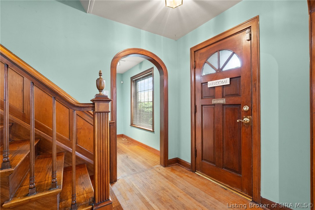 1302 E 10th Street Property Photo 7