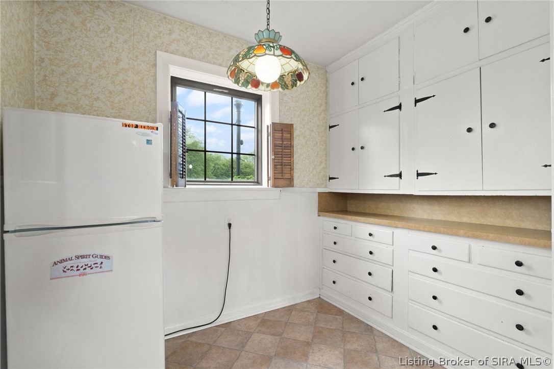 1302 E 10th Street Property Photo 23