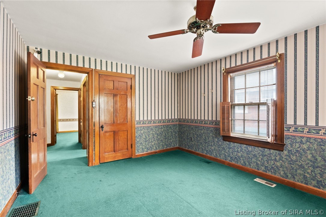 1302 E 10th Street Property Photo 41