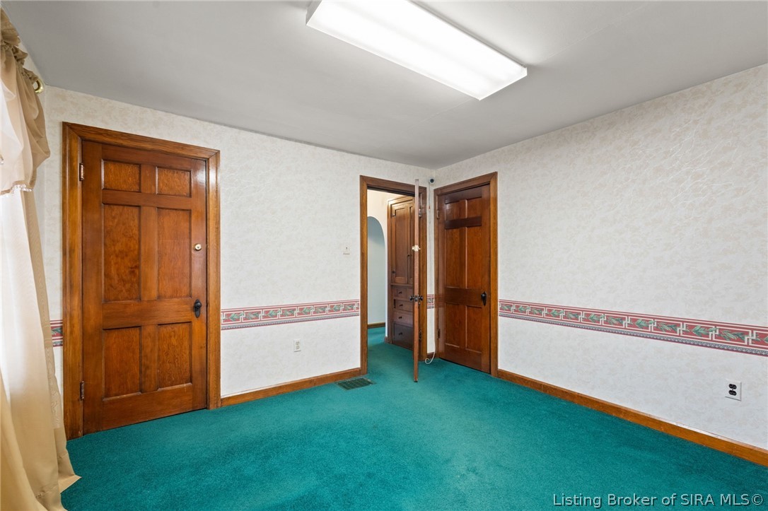 1302 E 10th Street Property Photo 45