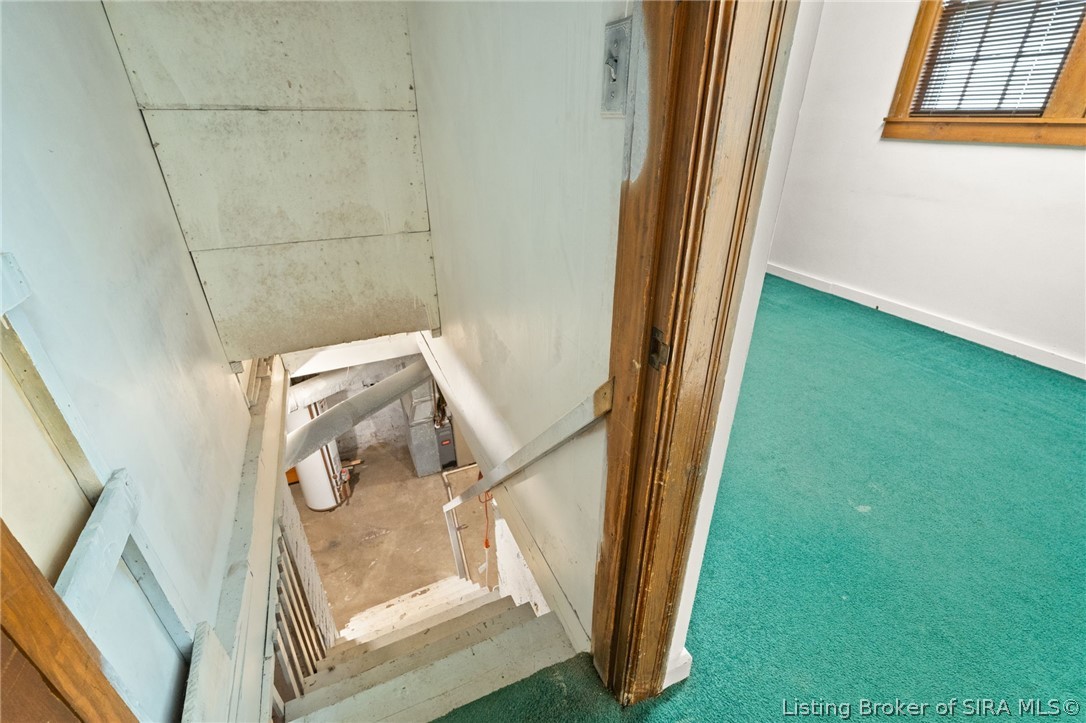 1302 E 10th Street Property Photo 48