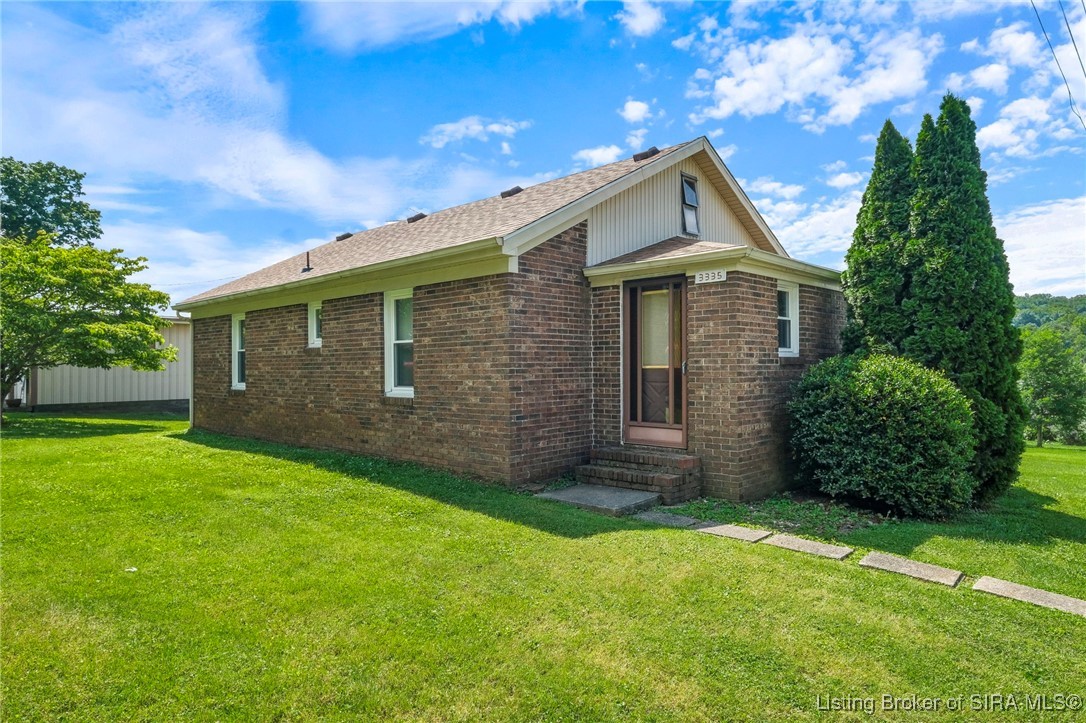 3335 Hill Street Ne Property Photo 1