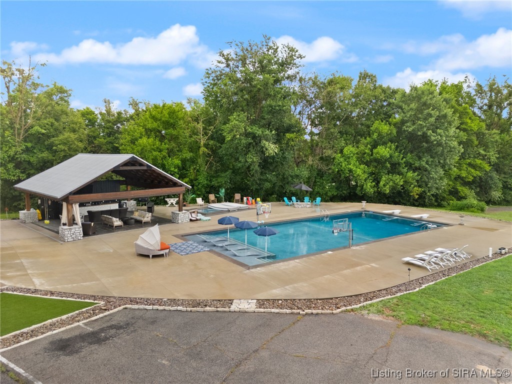 6614 State Road 64 Property Photo 5