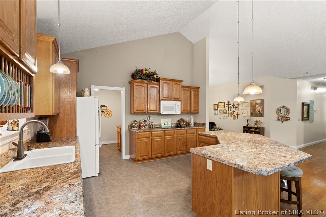 6346 Us 150 Property Photo 37