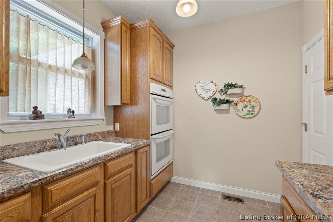 6346 Us 150 Property Photo 40