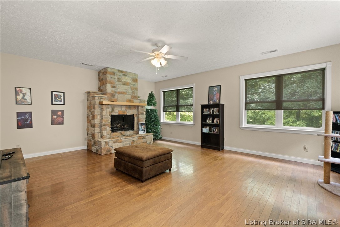 6346 Us 150 Property Photo 44