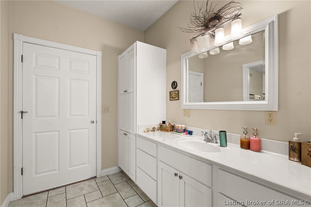 6346 Us 150 Property Photo 51