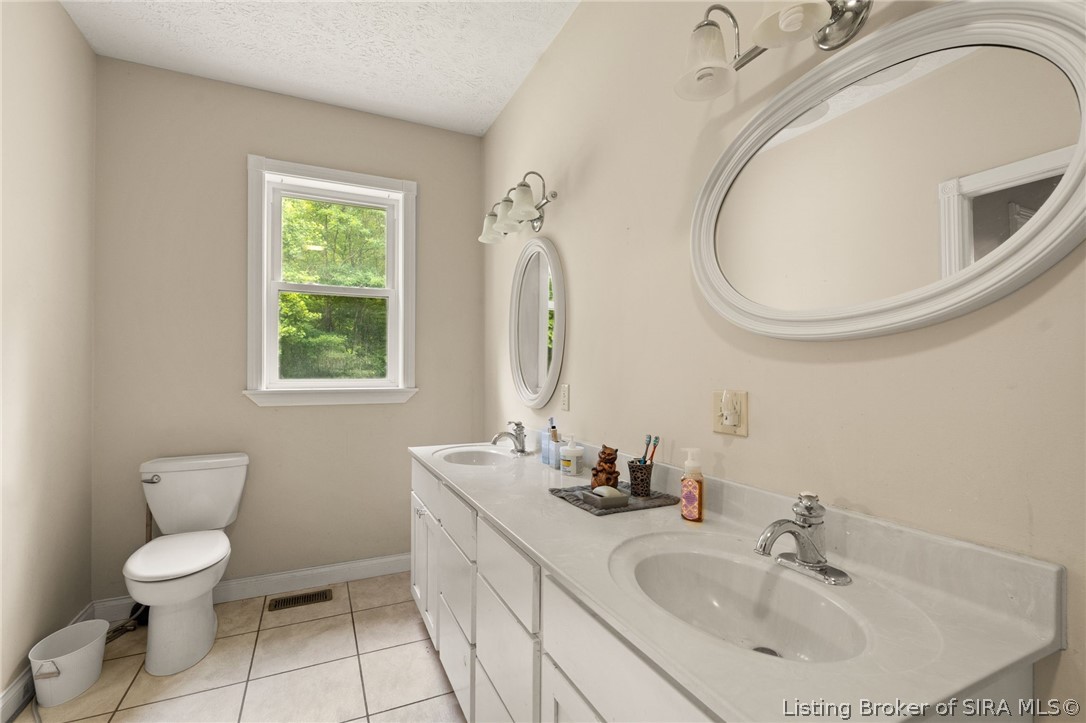 6346 Us 150 Property Photo 55