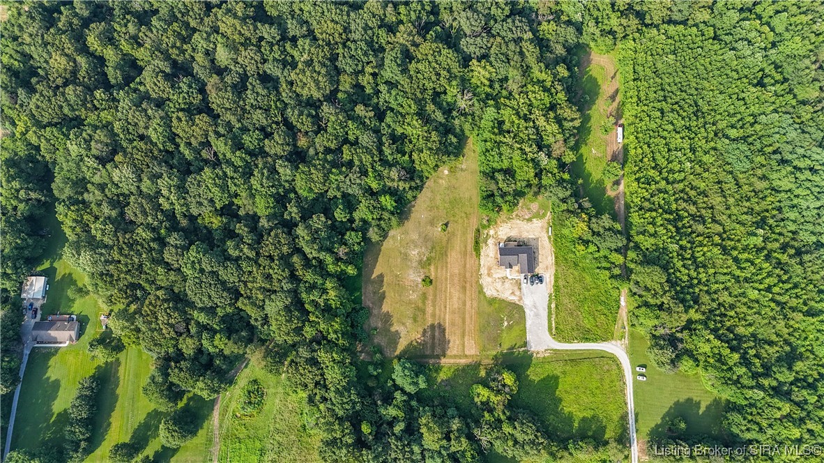 Highway 60 Property Photo 4