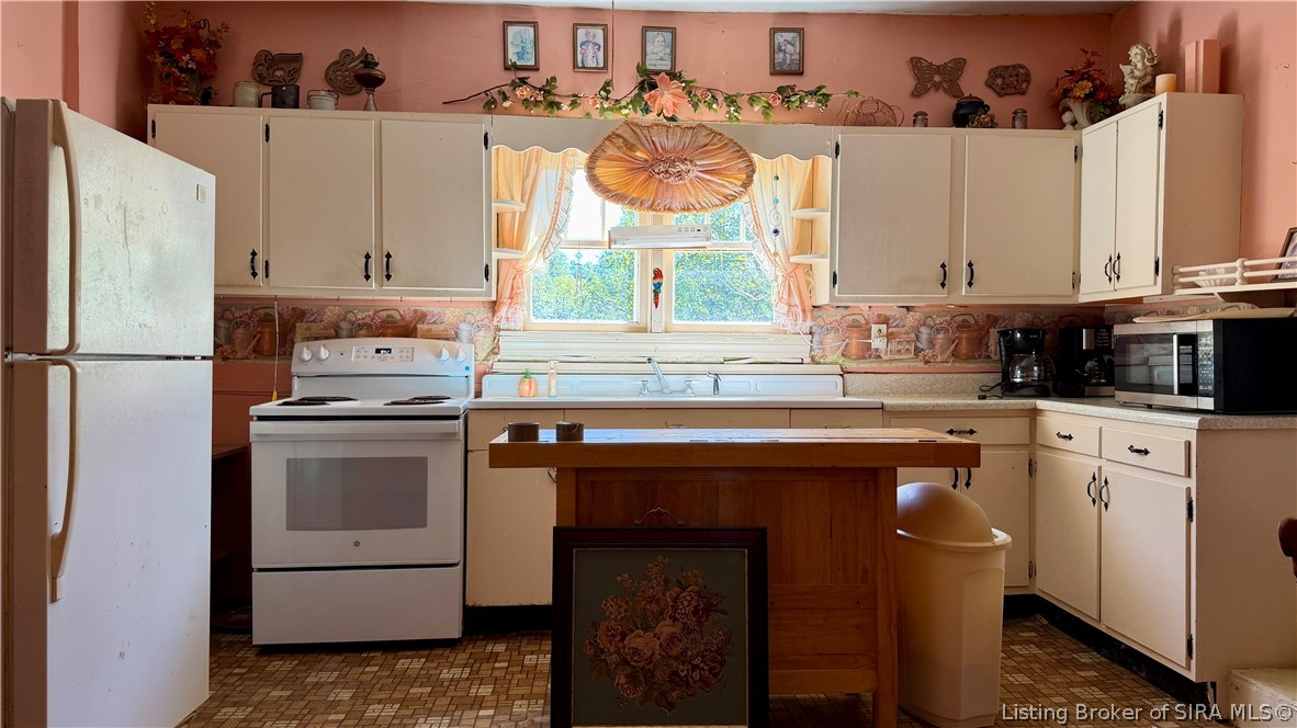 3697 E Bacon Hollow Road Property Photo 12
