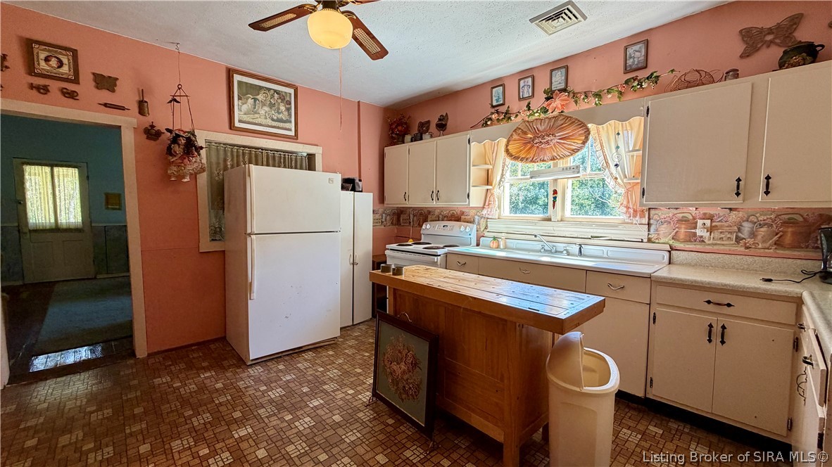 3697 E Bacon Hollow Road Property Photo 13