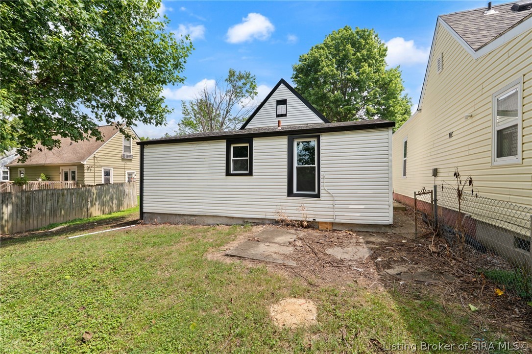 1329 Roosevelt Avenue Property Photo 14
