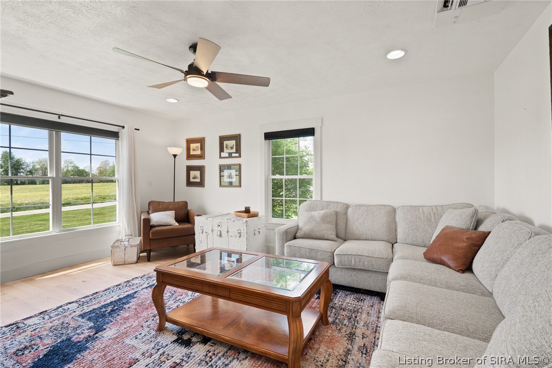 4461 N Cox Ferry Road Property Photo 9