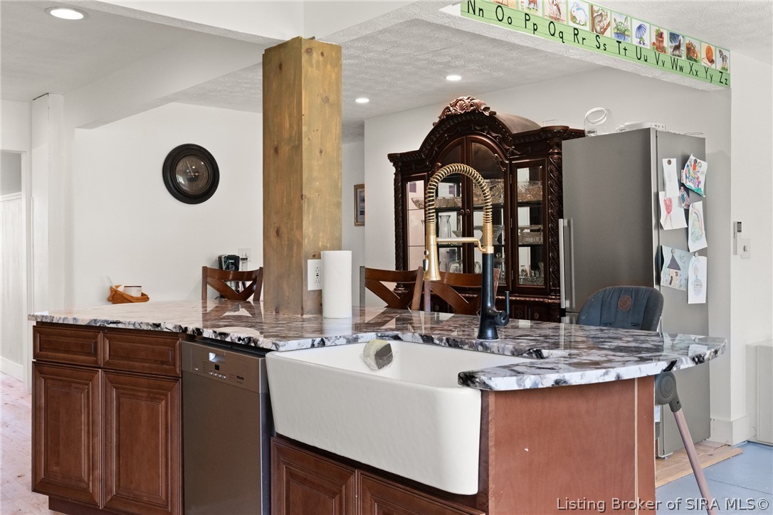 4461 N Cox Ferry Road Property Photo 23