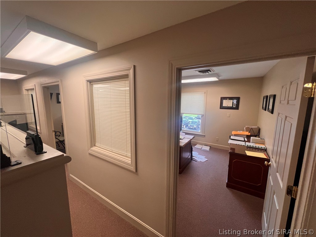 301 E Elm Street Property Photo 44