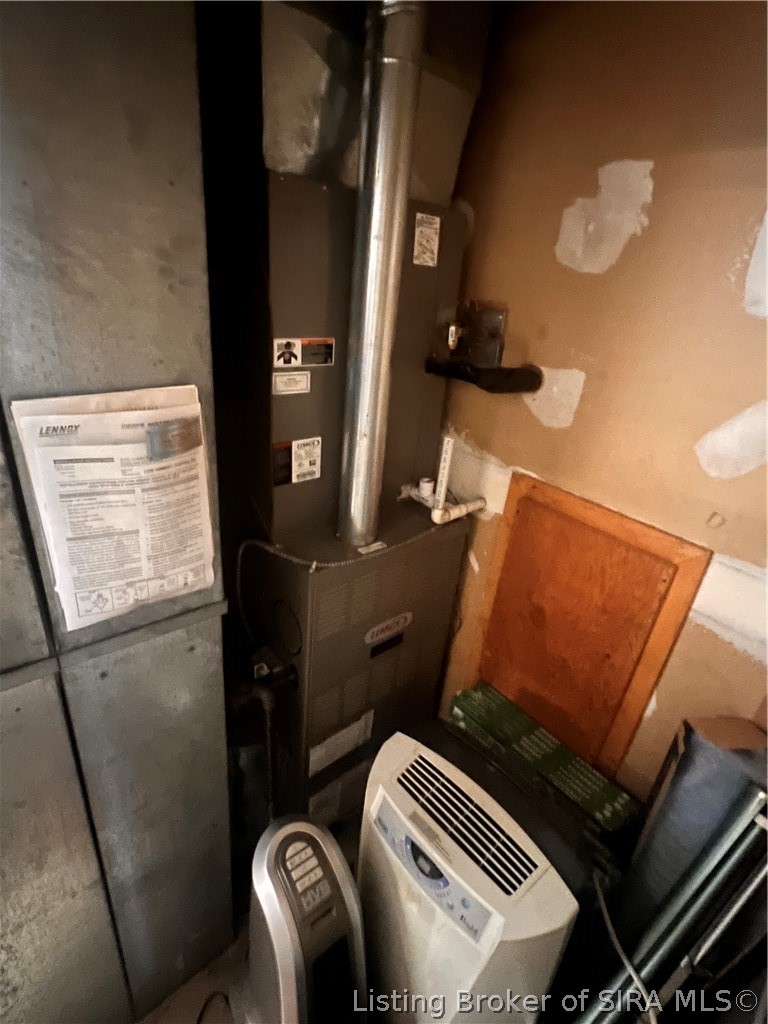 301 E Elm Street Property Photo 50