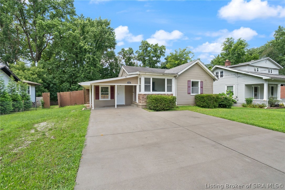 445 Miller Avenue Property Photo 3
