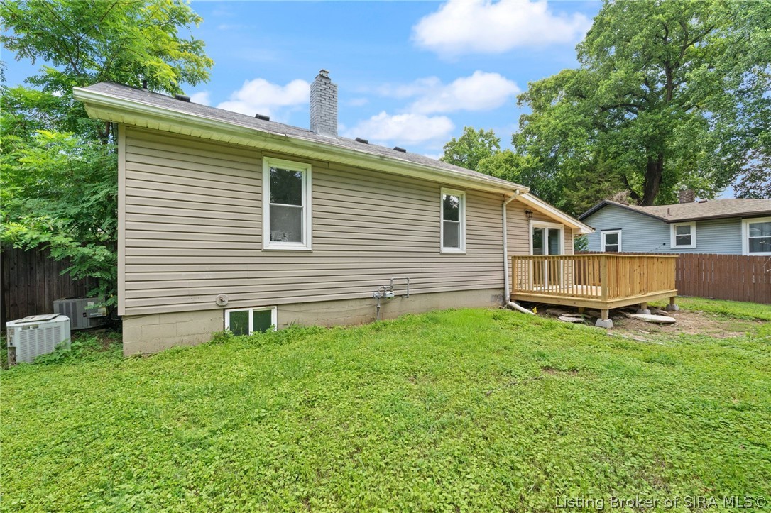 445 Miller Avenue Property Photo 5