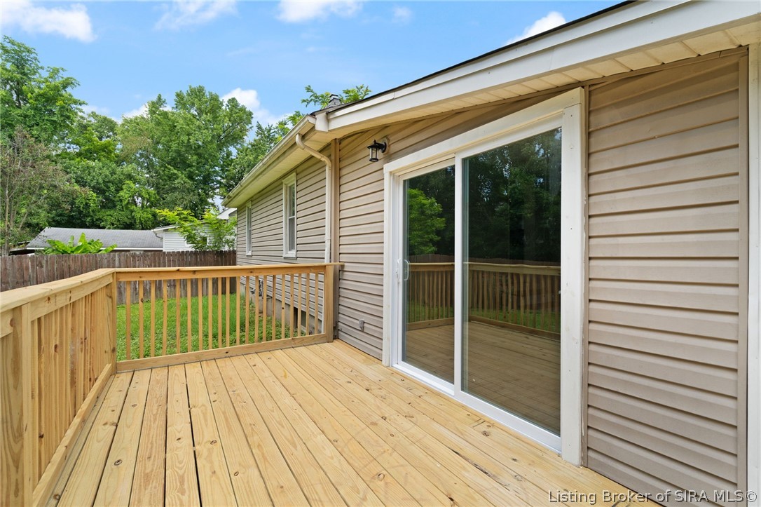 445 Miller Avenue Property Photo 7