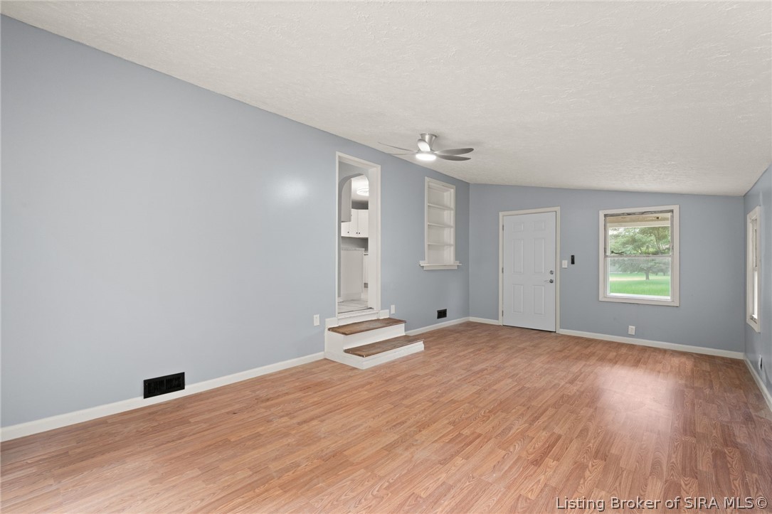 445 Miller Avenue Property Photo 9