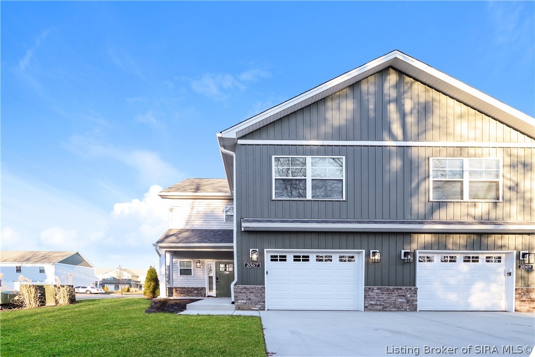 2067 Paddle Wheel Drive Property Photo 1