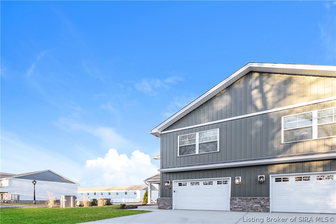 2067 Paddle Wheel Drive Property Photo 2