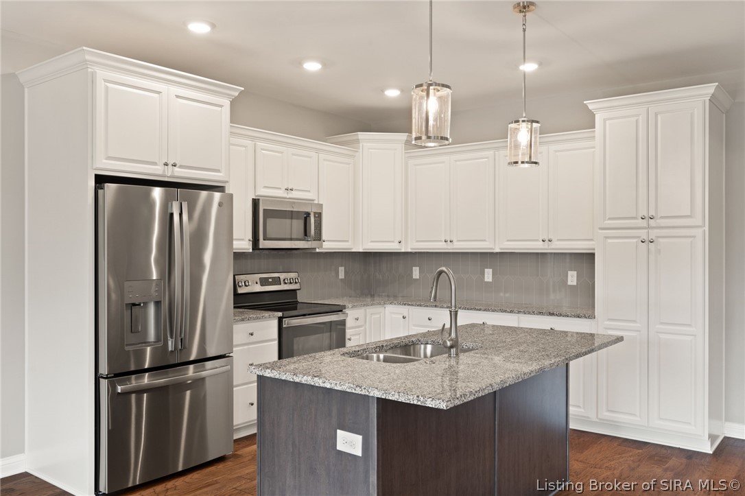 1906 Radiance Way Property Photo 17