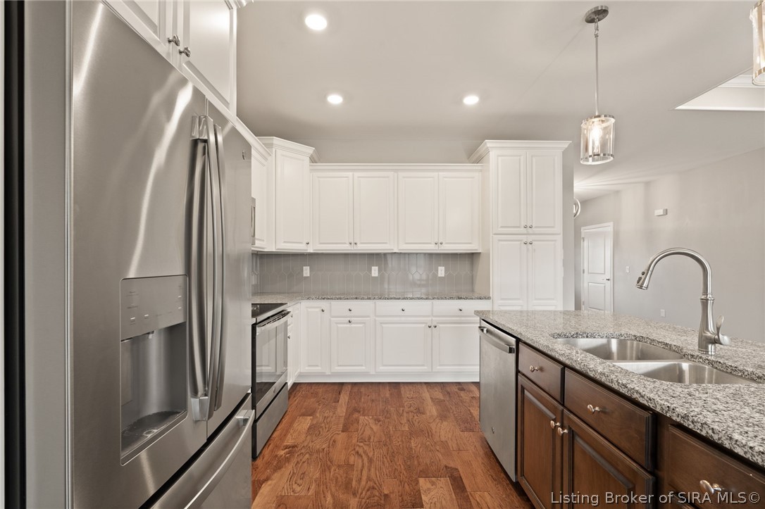 1906 Radiance Way Property Photo 18