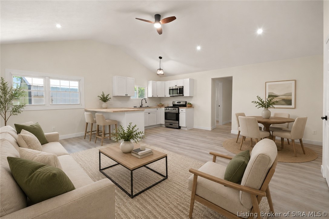 11295 Bradford Road Property Photo 4