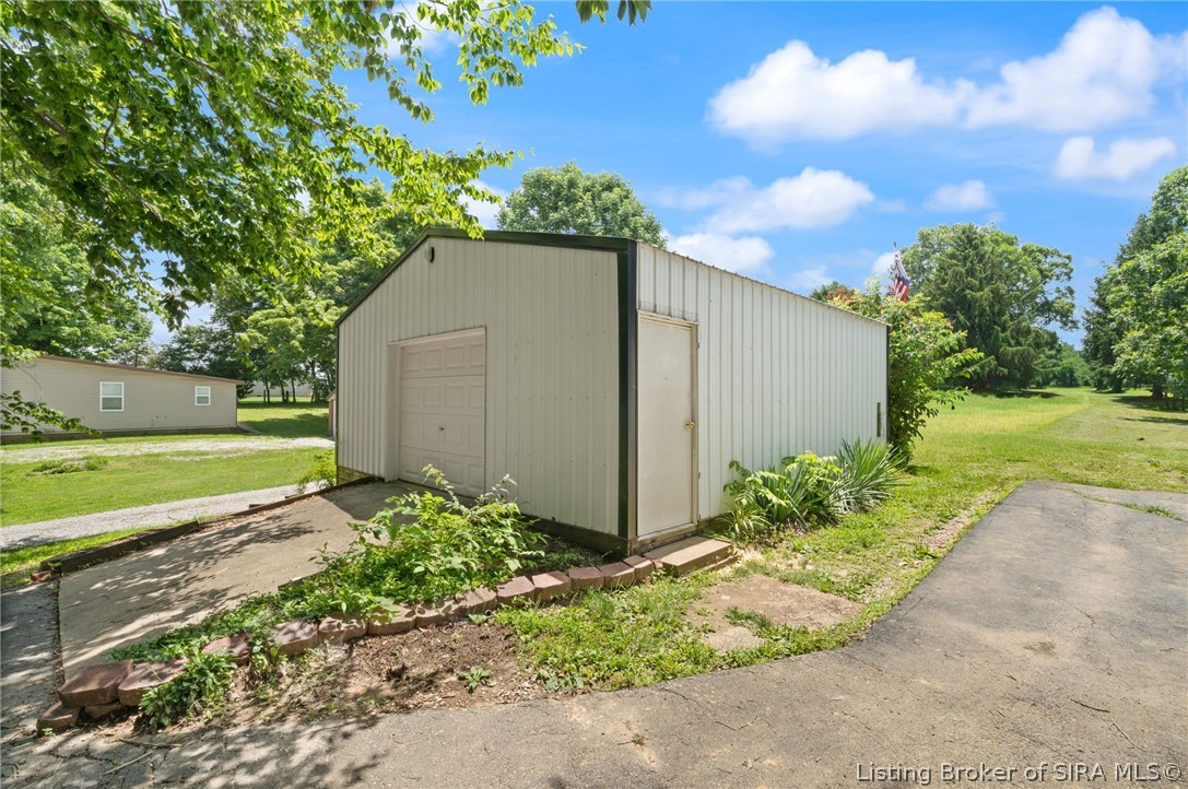 11295 Bradford Road Property Photo 25