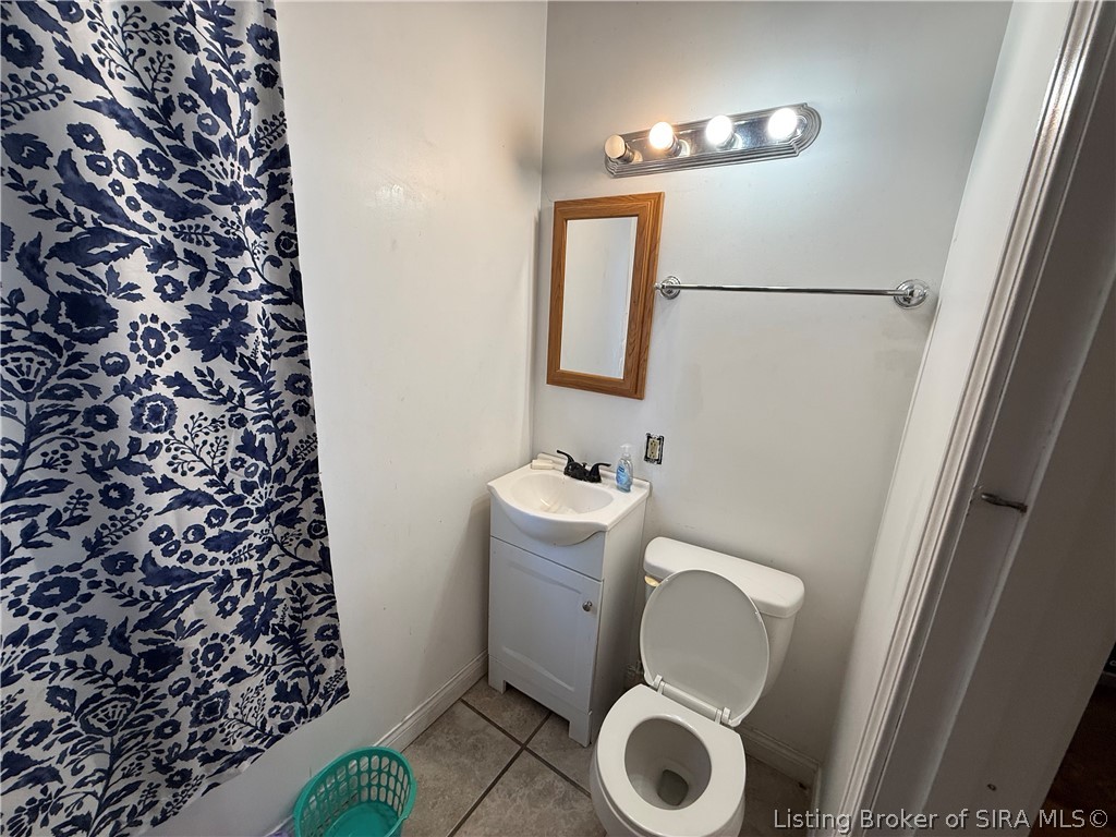 1748 E Spring Street Property Photo 11