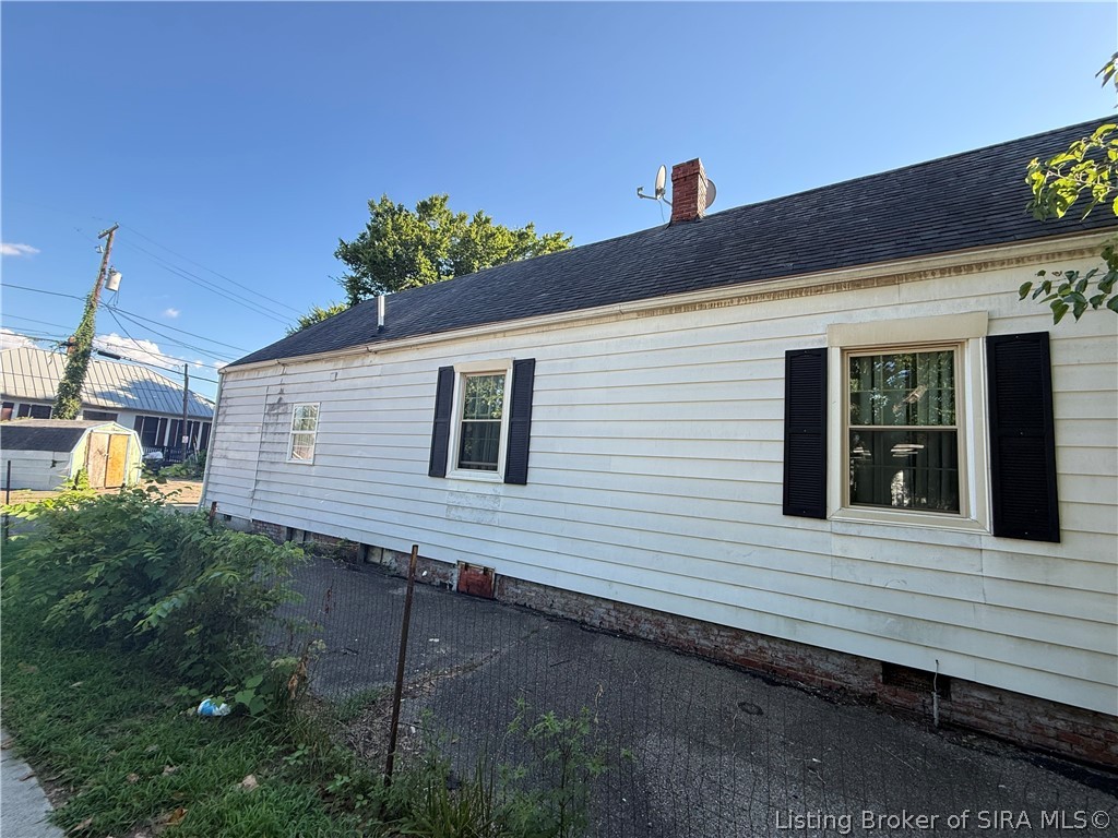 1748 E Spring Street Property Photo 13