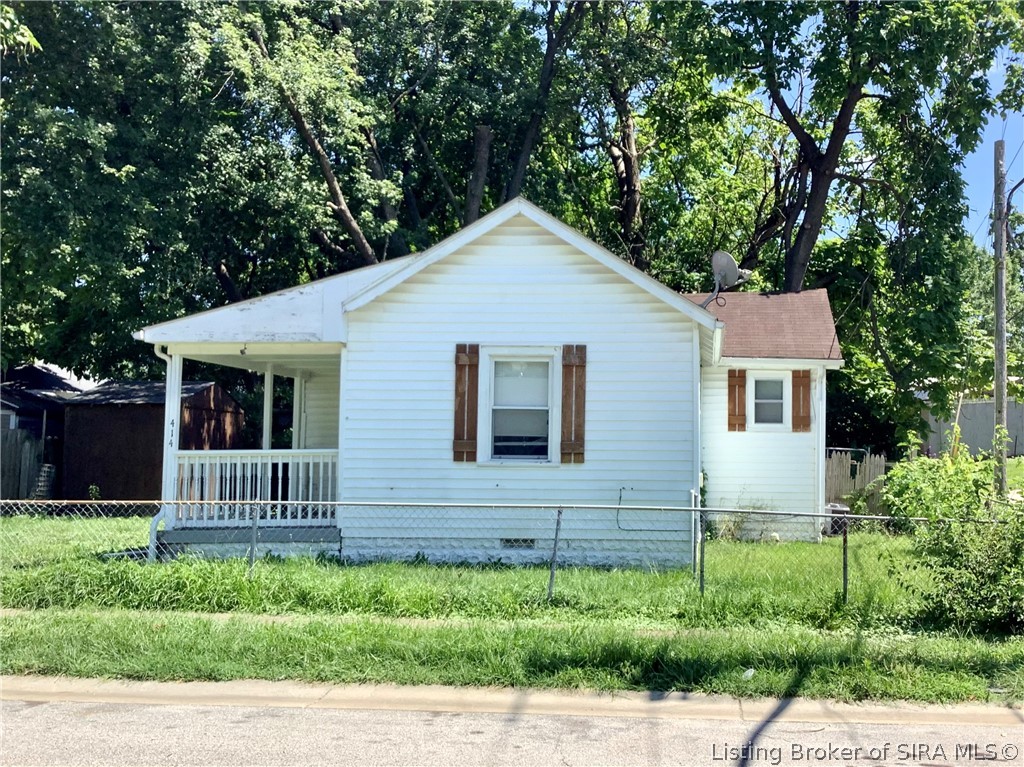 414 E 9th Street Property Photo 1