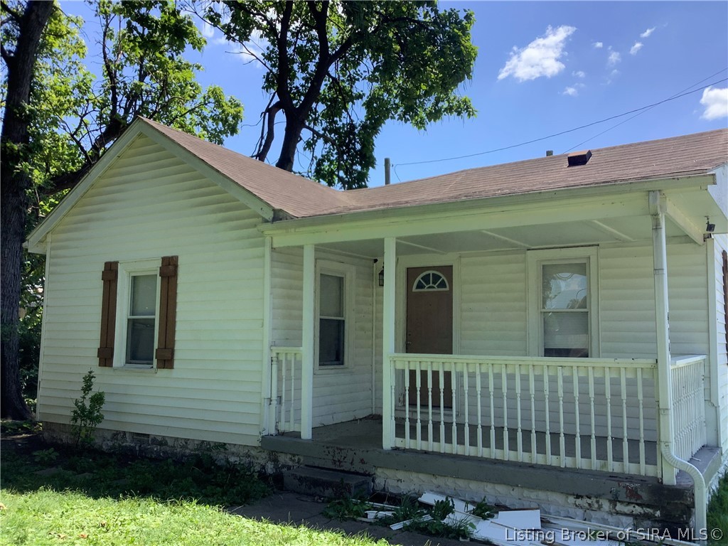 414 E 9th Street Property Photo 4