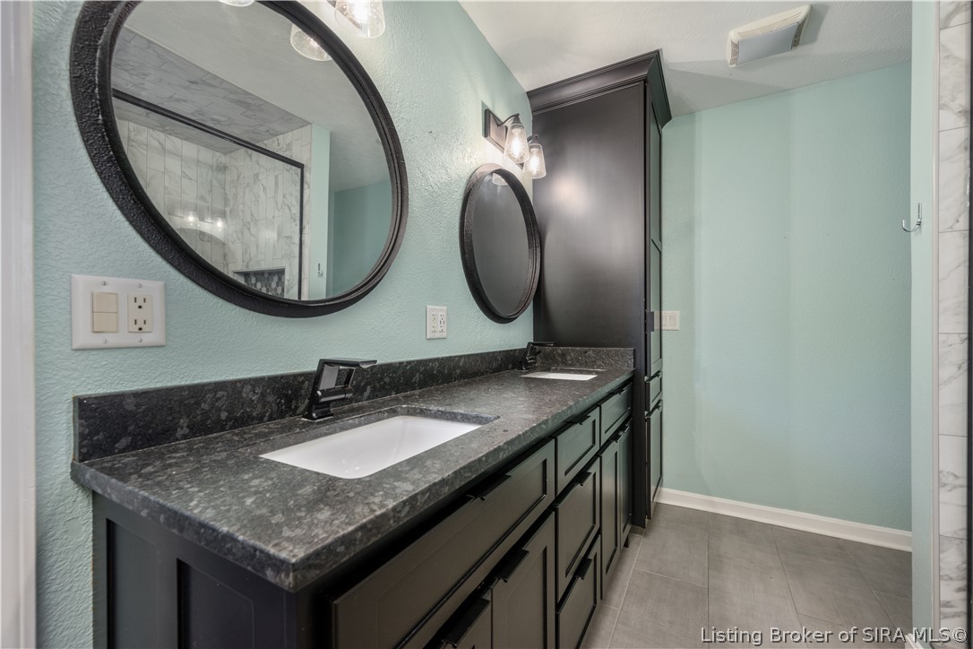 3044 Brookhill Court Property Photo 13